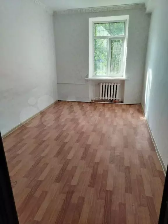Комната 14 м в 3-к., 1/3 эт. - Фото 0