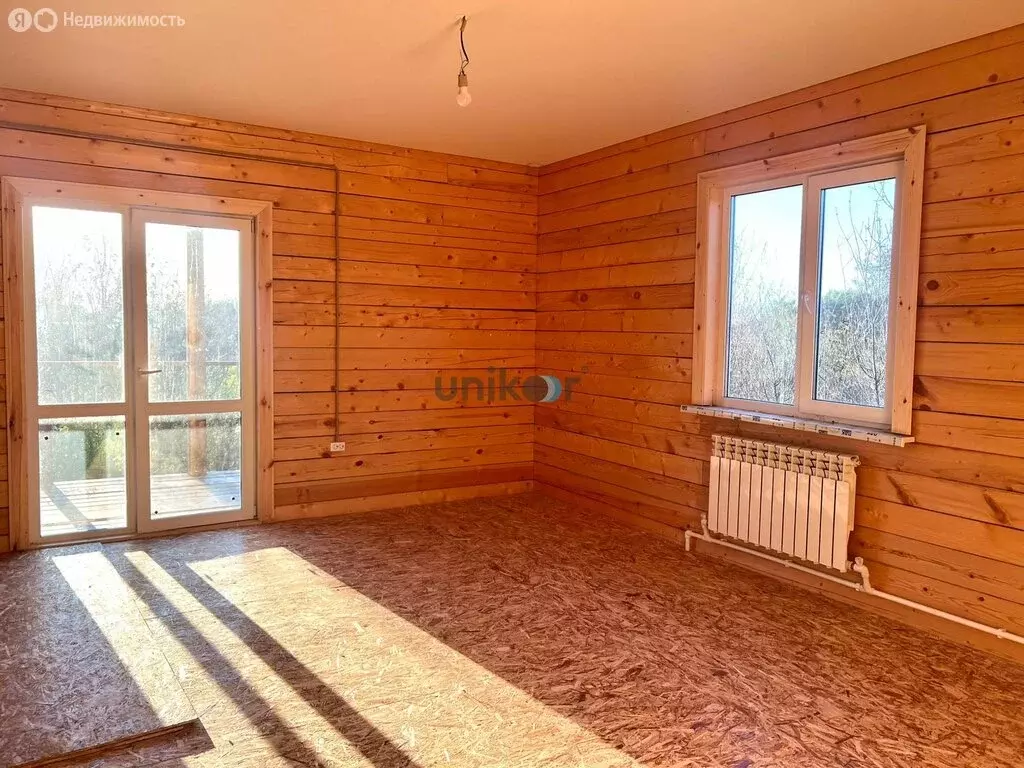 Дом в Нуримановский район, Красногорский сельсовет, село Красная Горка ... - Фото 0