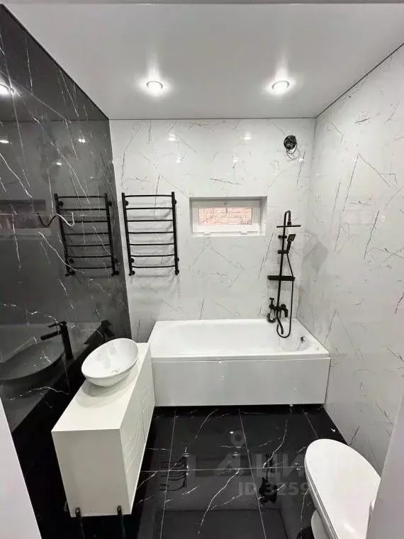 Дом в Крым, Симферопольский район, Трудовское с/пос, пос. Айкаван, ... - Фото 1