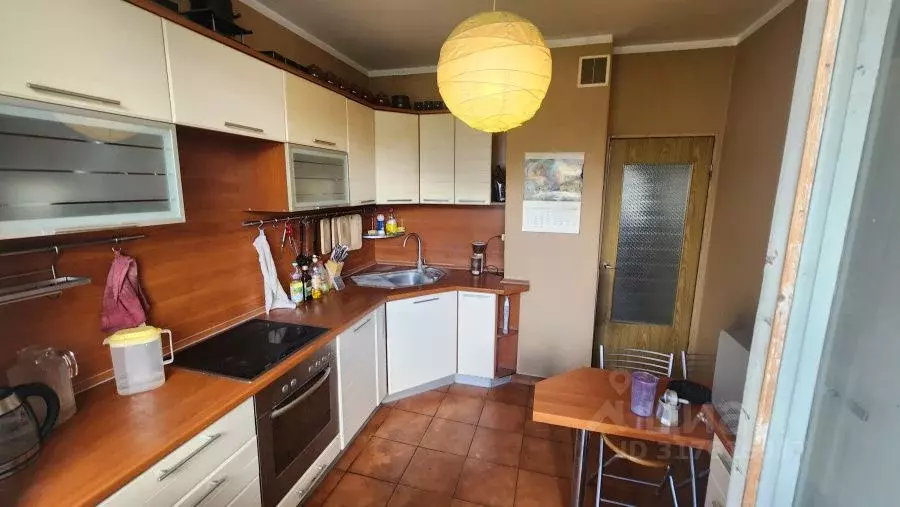 3-к кв. Москва Старобитцевская ул., 21К1 (80.9 м) - Фото 0