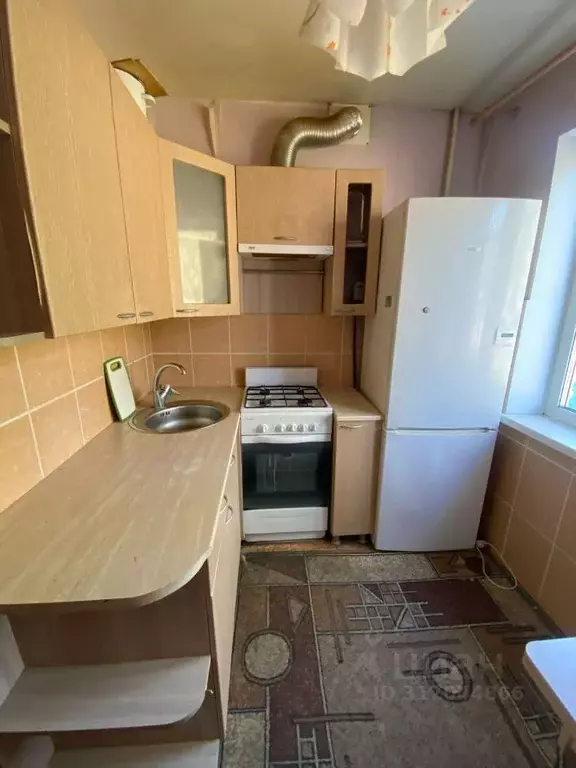 3-к кв. Омская область, Омск просп. Мира, 173А (59.2 м) - Фото 0