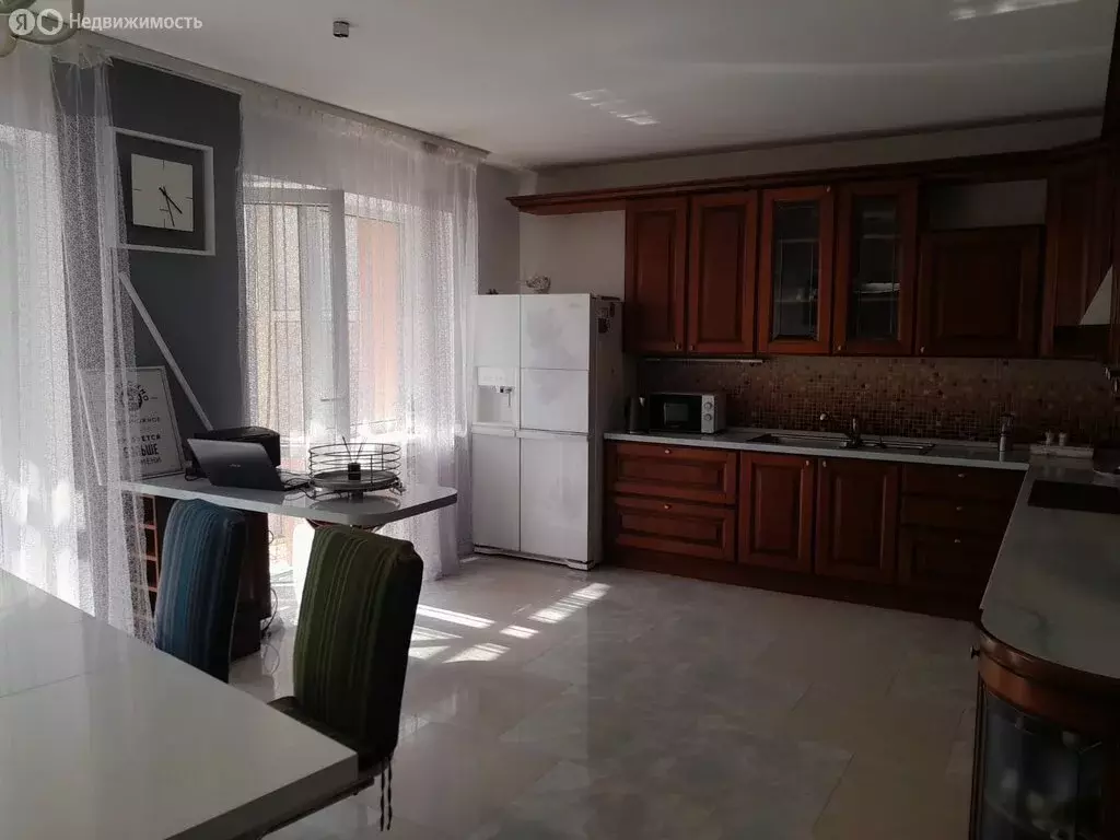 3-комнатная квартира: Иркутск, 4-я Советская улица, 60 (153.8 м) - Фото 1