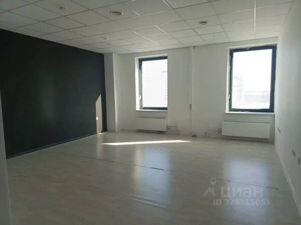 Помещение свободного назначения в Саха (Якутия), Якутск просп. Ленина, ... - Фото 2