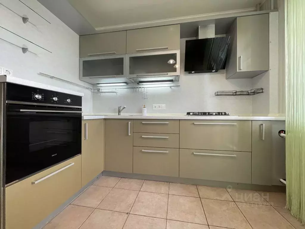 2-к кв. Удмуртия, Ижевск ул. Героя России Ильфата Закирова, 22 (55.0 ... - Фото 2