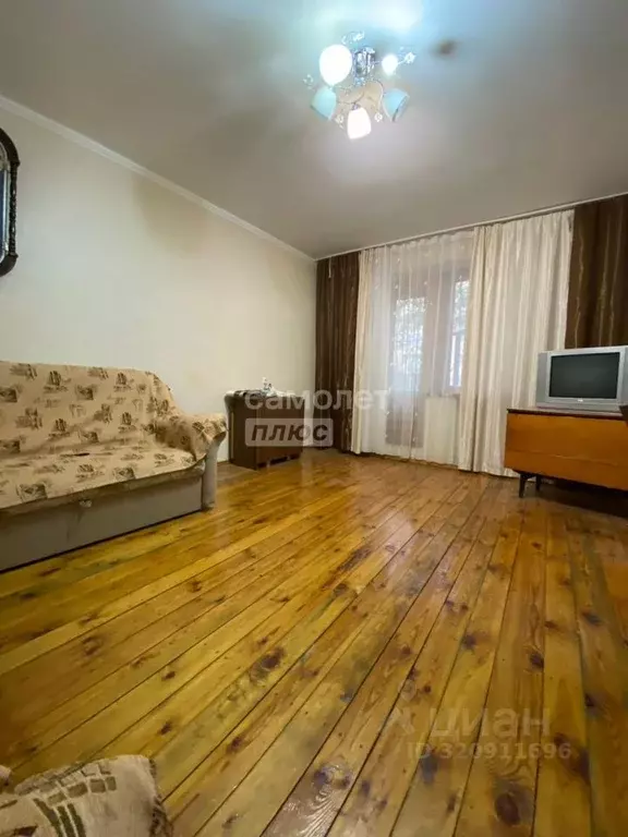 4-к кв. Калмыкия, Элиста ул. 8 Марта, 28А (75.2 м) - Фото 1