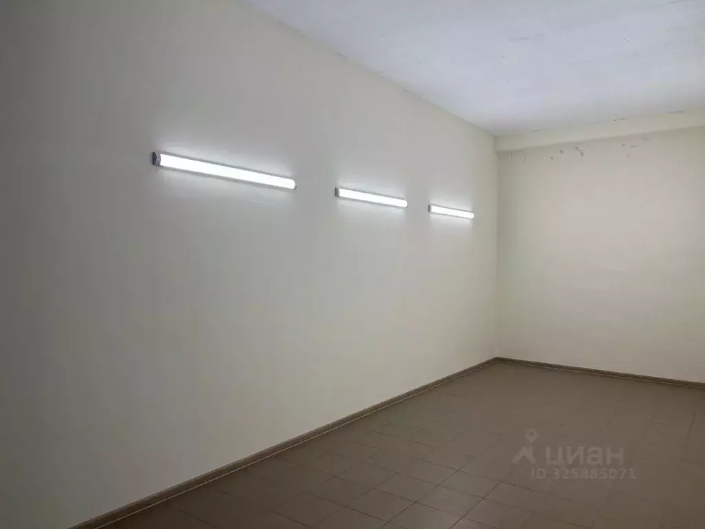 Гараж в Краснодарский край, Геленджик Крымская ул., 19к4 (16 м) - Фото 2