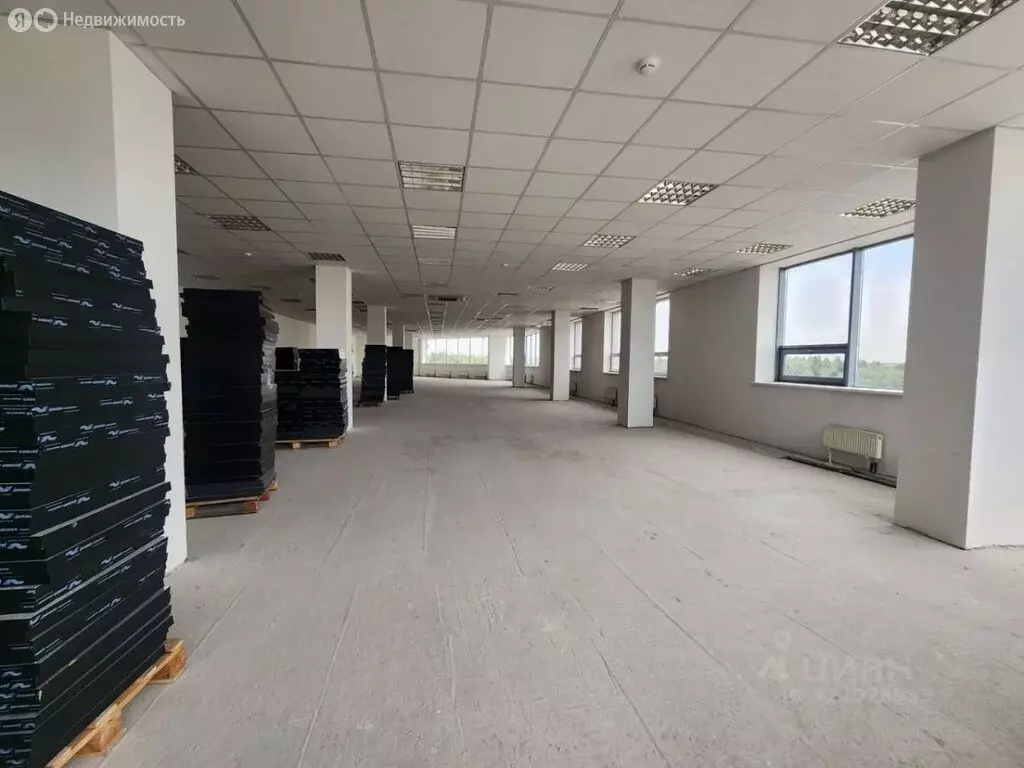 Помещение свободного назначения (2000 м) - Фото 2
