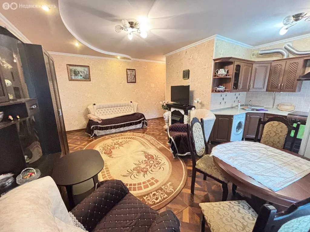 2-комнатная квартира: Кисловодск, улица 8 Марта, 11 (45 м) - Фото 1