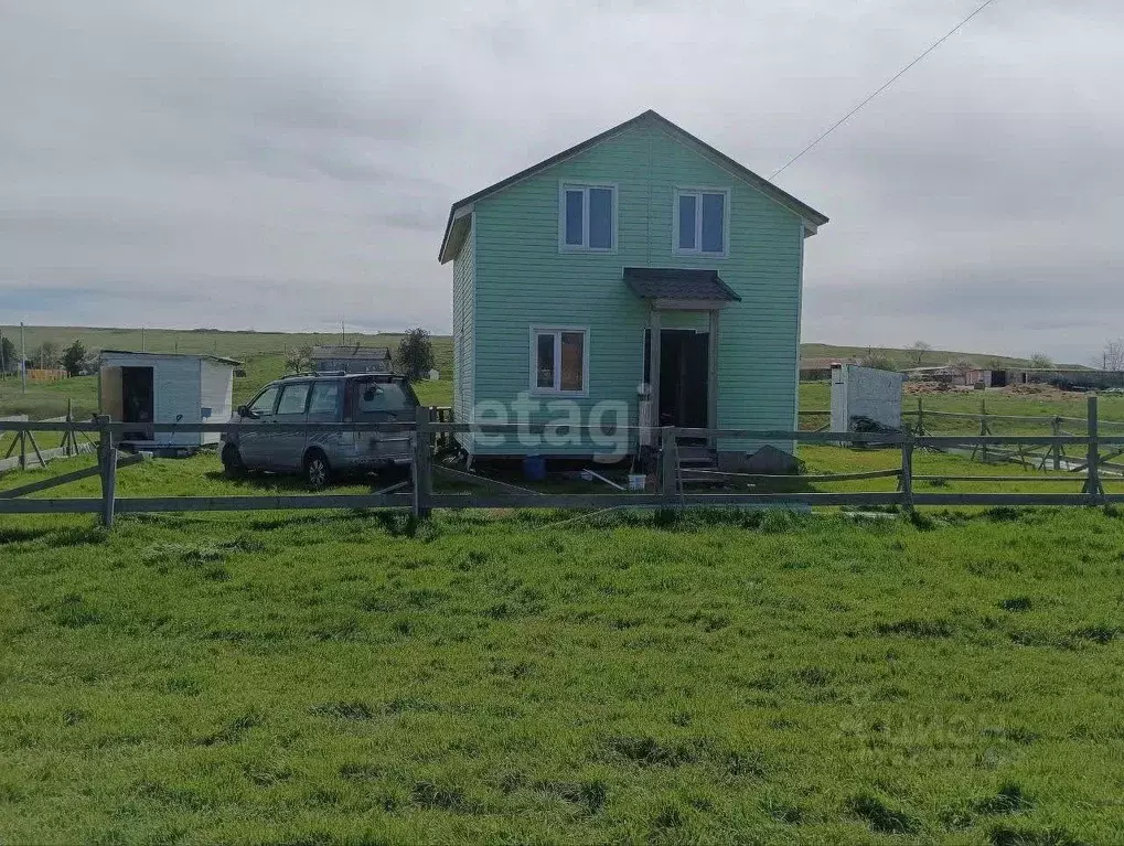 Дом в Крым, Ленинский район, с. Ильичево ул. Школьная (64 м) - Фото 2