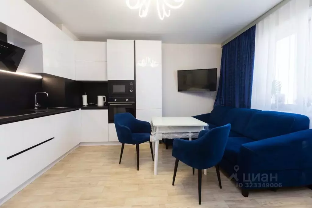 2-к кв. Челябинская область, Челябинск ул. Маршала Чуйкова, 11 (64.75 ... - Фото 1