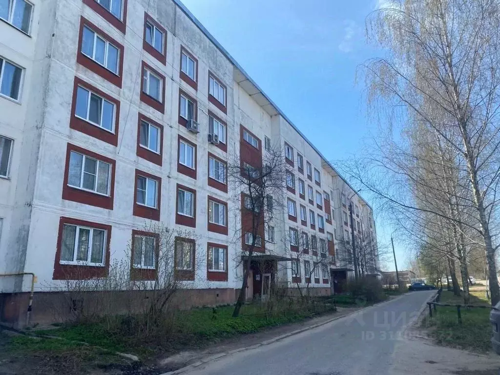 3-к кв. Смоленская область, Кардымово пгт ул. Каменка, 15 (63.0 м) - Фото 0