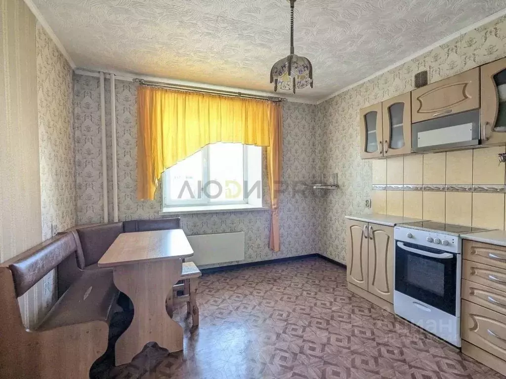 3-к кв. Воронежская область, Воронеж ул. Антонова-Овсеенко, 31 (82.0 ... - Фото 2