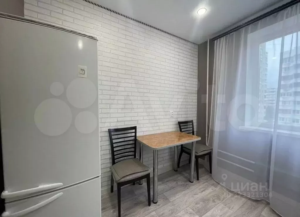 1-к кв. Белгородская область, Белгород ул. Буденного, 10 (33.0 м) - Фото 1