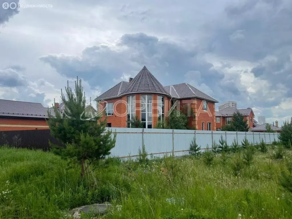 Дом в Тюменский район, деревня Дударева (412 м) - Фото 0