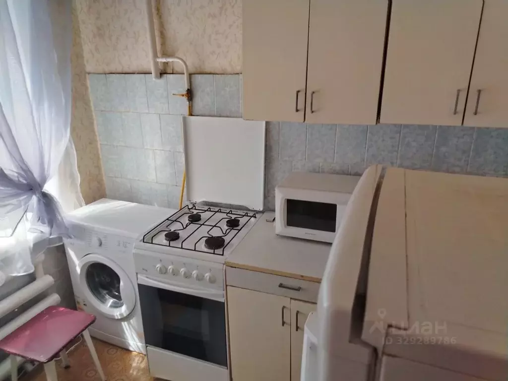 1-к кв. Брянская область, Жуковка Весенний пер., 6 (30.0 м) - Фото 1