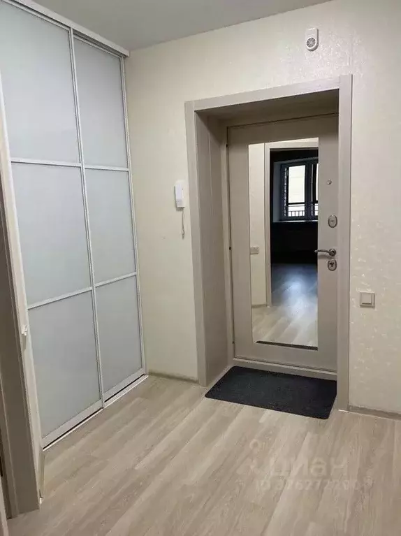 1-к кв. Татарстан, Казань ул. Зур Урам, 1Г (40.0 м) - Фото 2