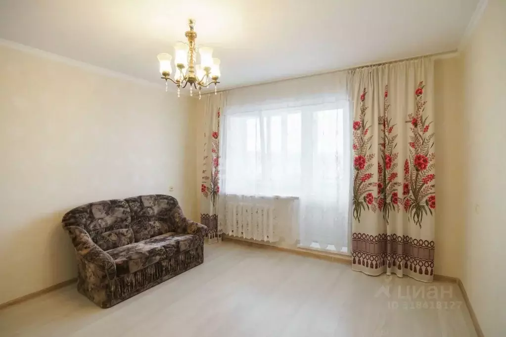 3-к кв. Ульяновская область, Ульяновск ул. Репина, 43 (65.0 м) - Фото 1