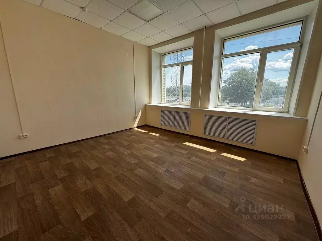 Офис в Ульяновская область, Ульяновск ул. Ефремова, 50 (15 м) - Фото 2