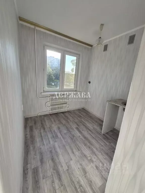 1-к кв. Белгородская область, Старый Оскол Жукова мкр, 2 (30.3 м) - Фото 2