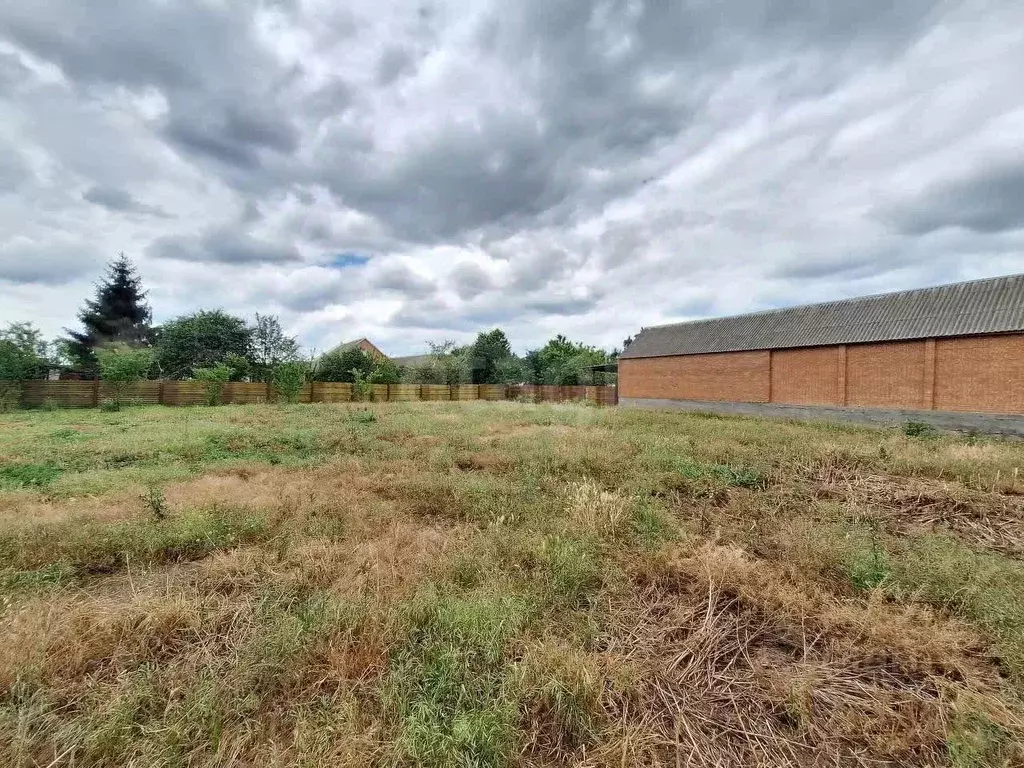 Участок в Ингушетия, Назрановский район, с. Плиево ул. Лесная (10.0 ... - Фото 1