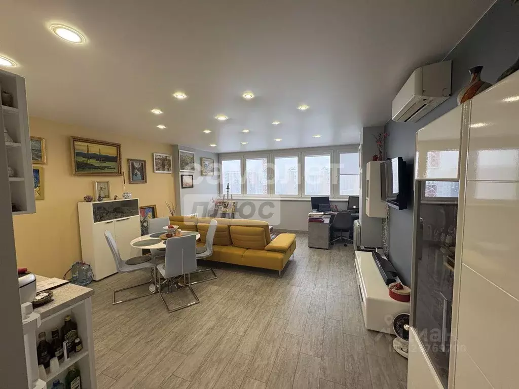 2-к кв. Московская область, Красногорск ул. Молодежная, 3 (55.0 м) - Фото 1