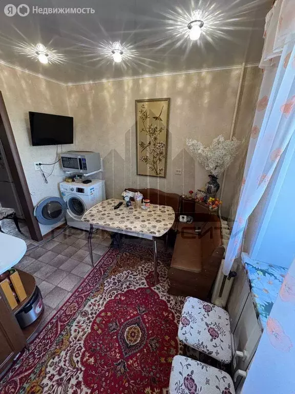 3-комнатная квартира: Копейск, улица Семёнова, 7 (67 м) - Фото 1
