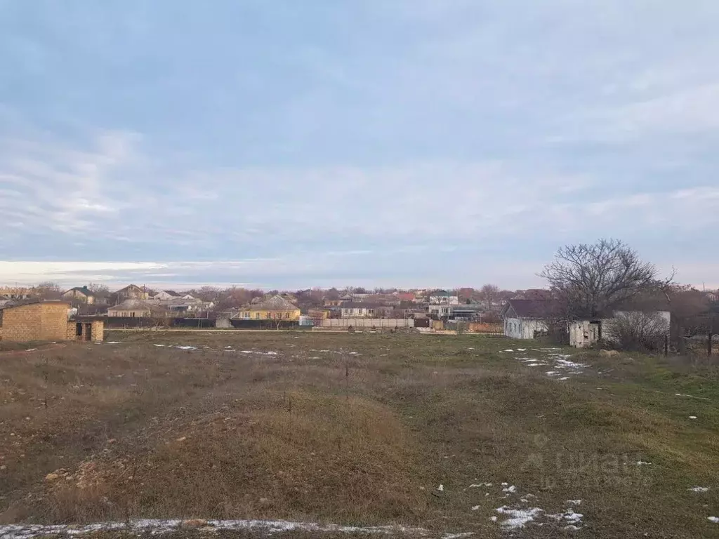 Участок в Крым, Сакский район, с. Суворовское ул. Евпаторийская, 16А ... - Фото 1
