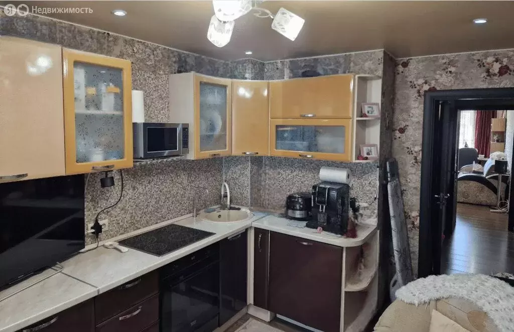 2-комнатная квартира: Тюмень, улица Пермякова, 81 (52.6 м) - Фото 2