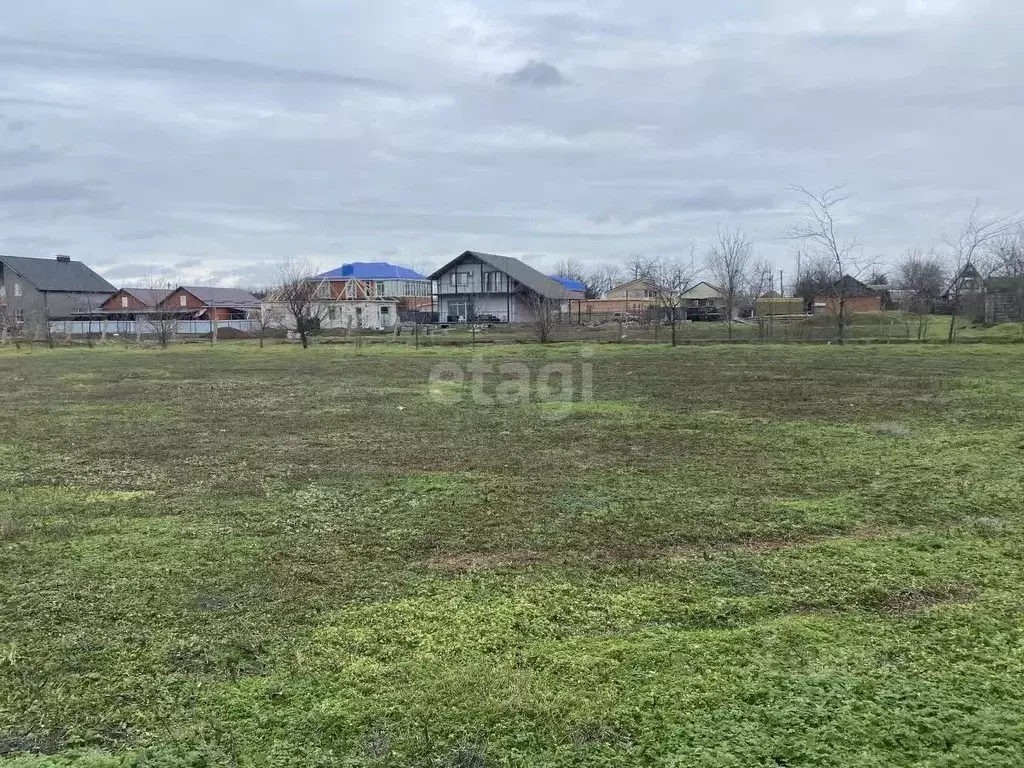 Участок в Краснодарский край, Ейское городское поселение, пос. Морской ... - Фото 0