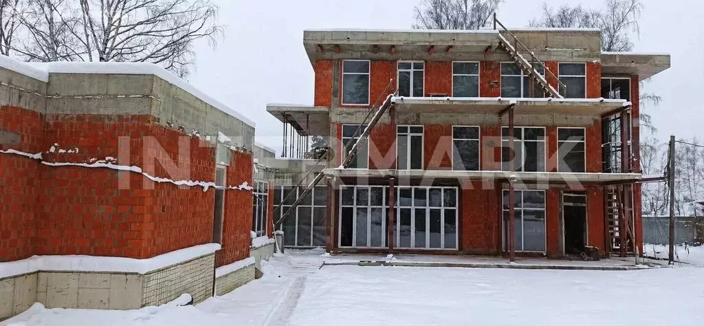 Дом в Одинцовский городской округ, деревня Барвиха (1660 м) - Фото 2