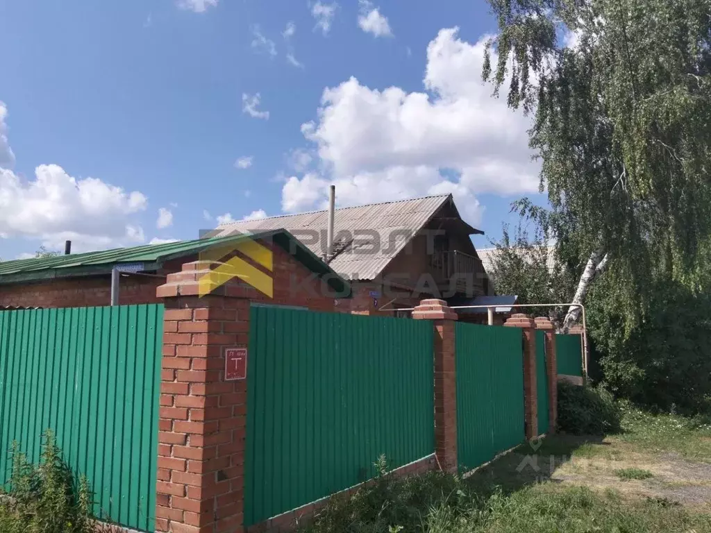 Дом в Омская область, Омск Веселая ул., 9 (93 м) - Фото 1