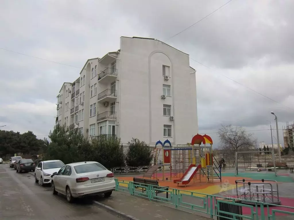 1-к кв. Севастополь ул. Челнокова, 12/4 (45.0 м) - Фото 2