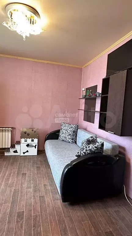 4-к. квартира, 58,3 м, 1/2 эт. - Фото 1