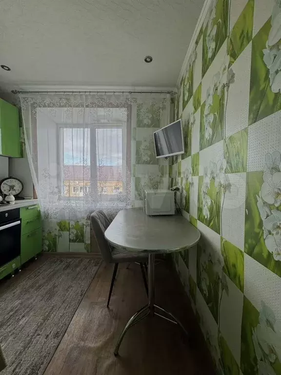 2-к. квартира, 52 м, 5/5 эт. - Фото 1