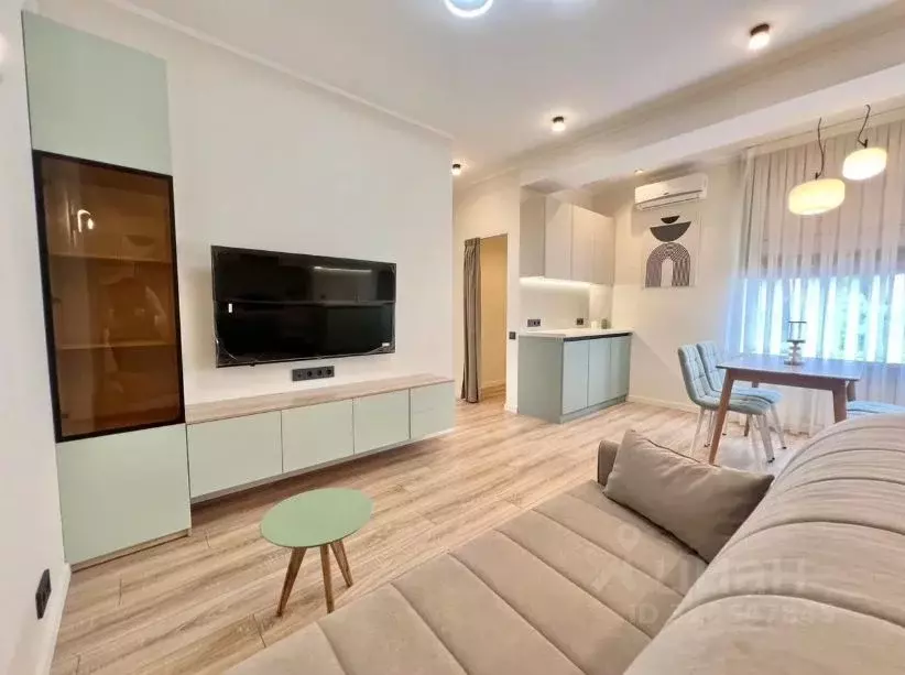 2-к кв. Краснодарский край, Сочи Светлана мкр, ул. Депутатская, 9 ... - Фото 1