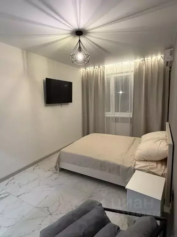 1-к кв. Курская область, Курск ул. Энгельса, 158к1 (40.0 м) - Фото 1