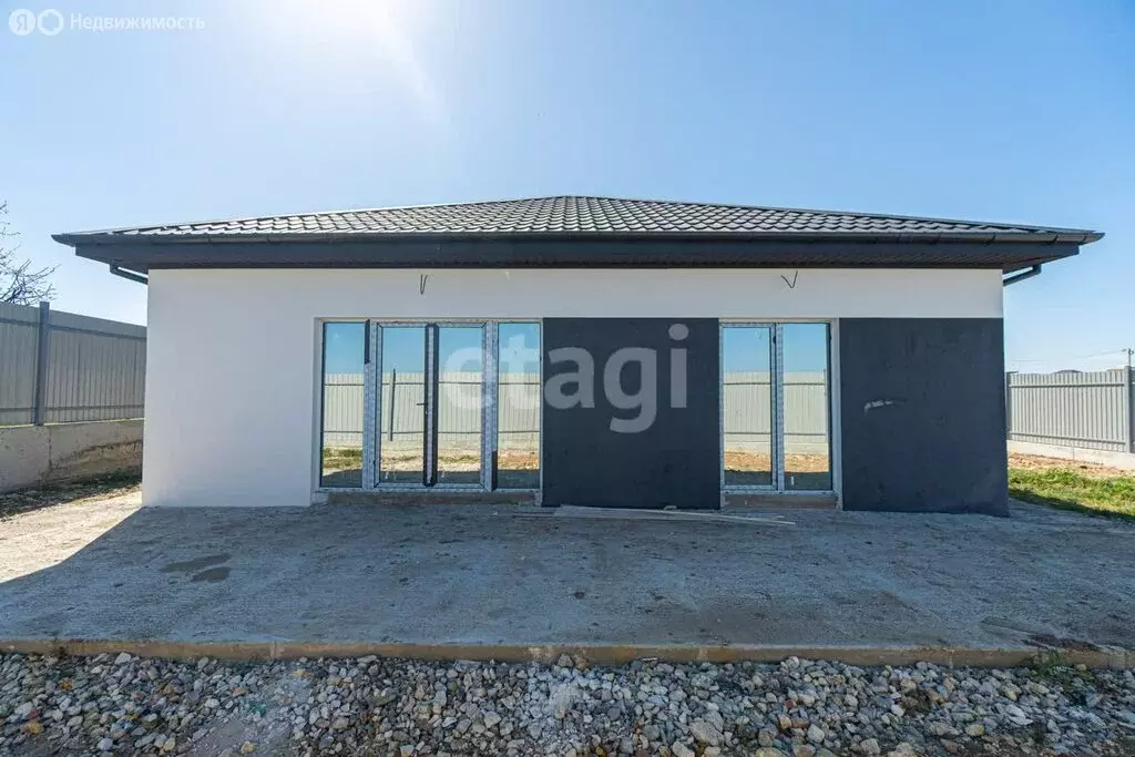 Дом в Севастополь, улица Кедрина (120 м) - Фото 2