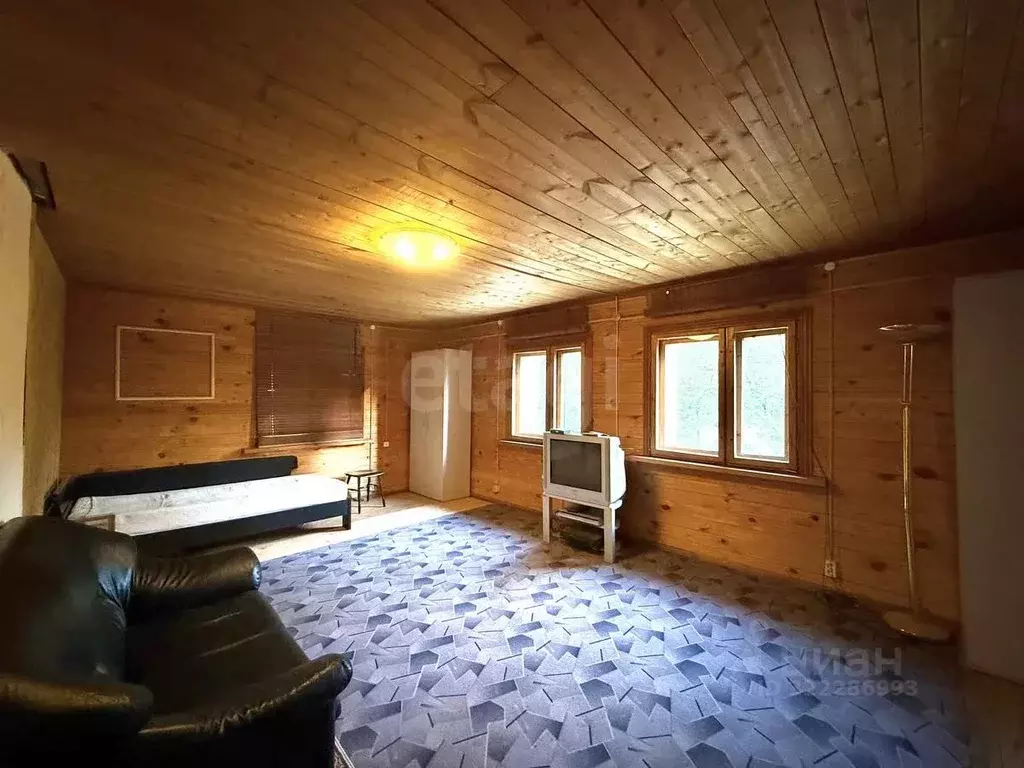 Дом в Калужская область, Перемышльский район, Большие Козлы с/пос, д. ... - Фото 1