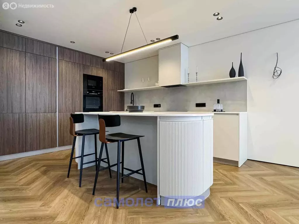 3-комнатная квартира: Чебоксары, улица Энергетиков, 17к1 (94.8 м) - Фото 1