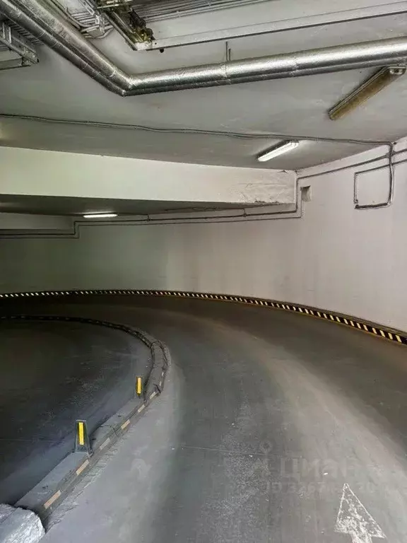 Гараж в Москва ул. Хамовнический Вал, 36 (14 м) - Фото 1