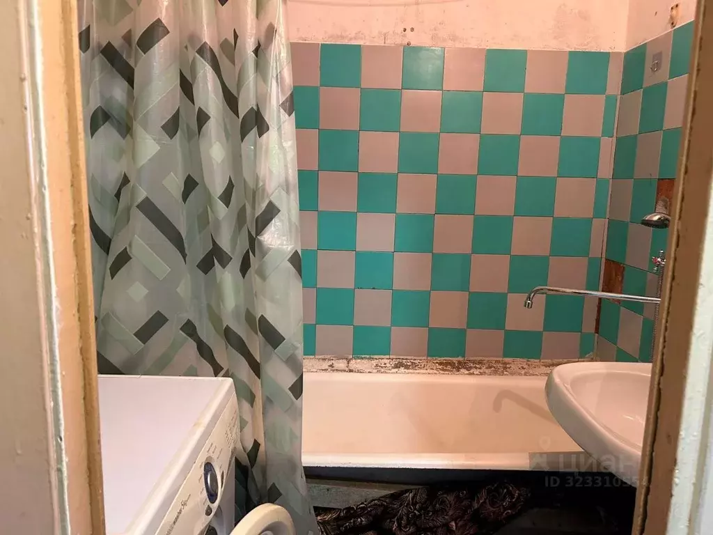 1-к кв. Псковская область, Порховский муниципальный округ, д. Полоное ... - Фото 2