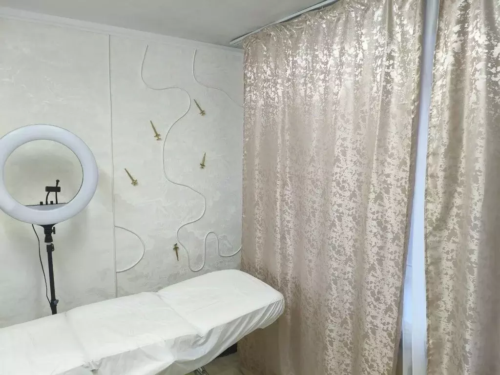 Офис в Омская область, Омск Тарская ул., 25 (8 м) - Фото 2