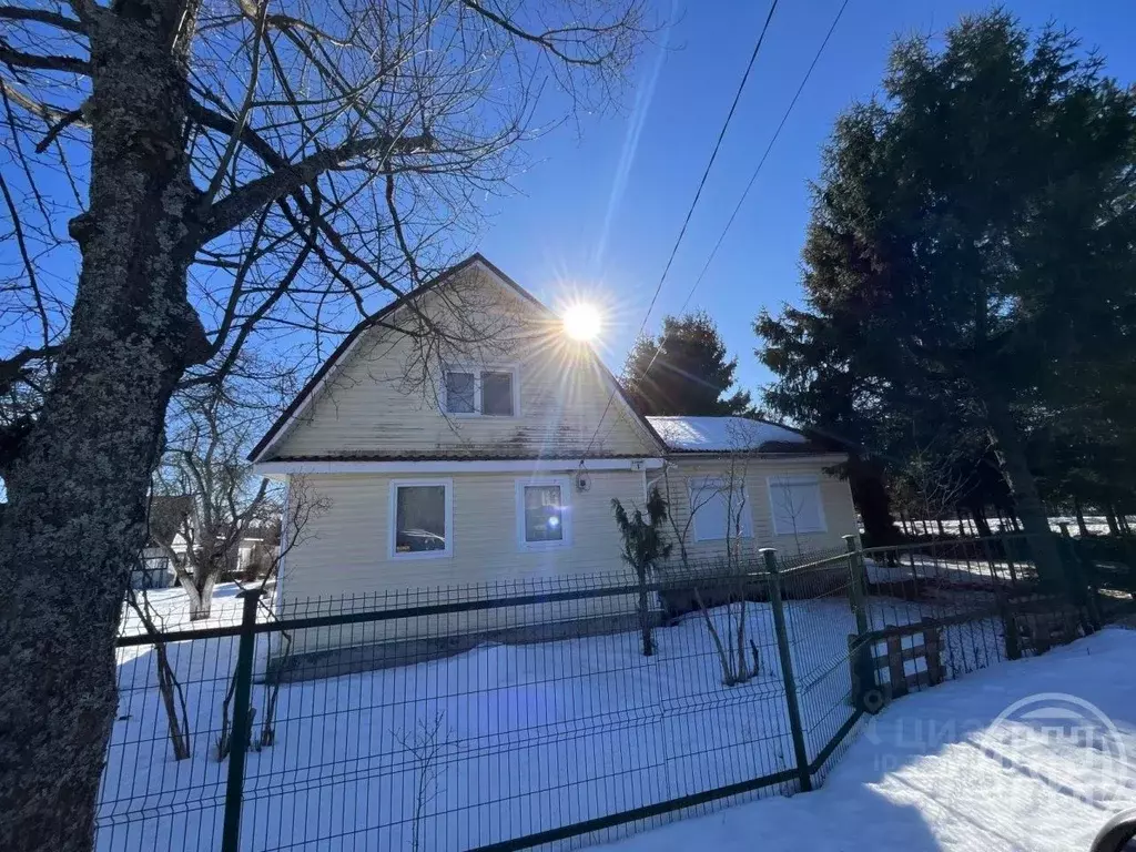 Дом в Ленинградская область, Лужский район, Мшинское с/пос, Мшинская ... - Фото 2
