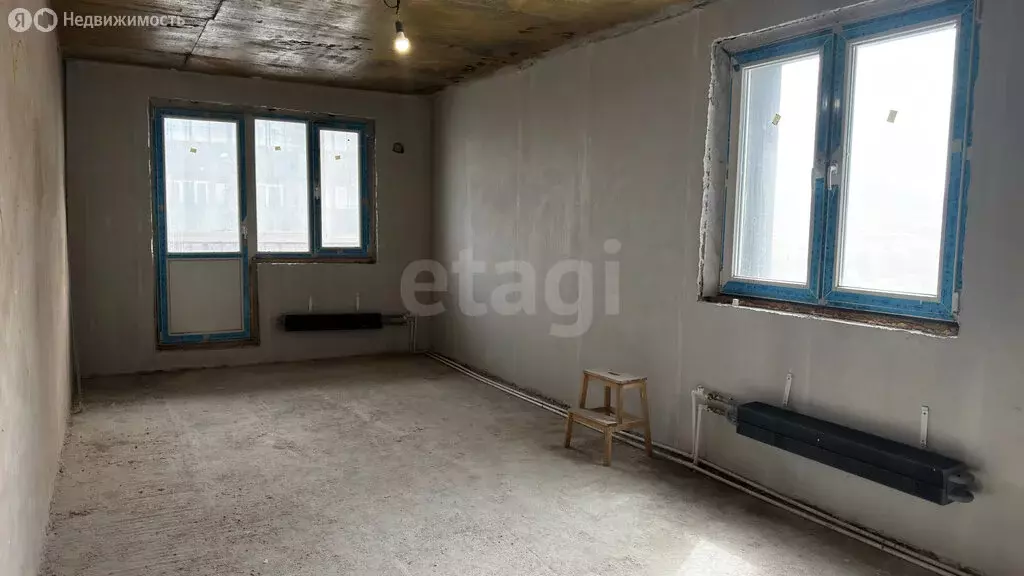 2-комнатная квартира: Улан-Удэ, улица Бабушкина, 1к2 (79.2 м) - Фото 1