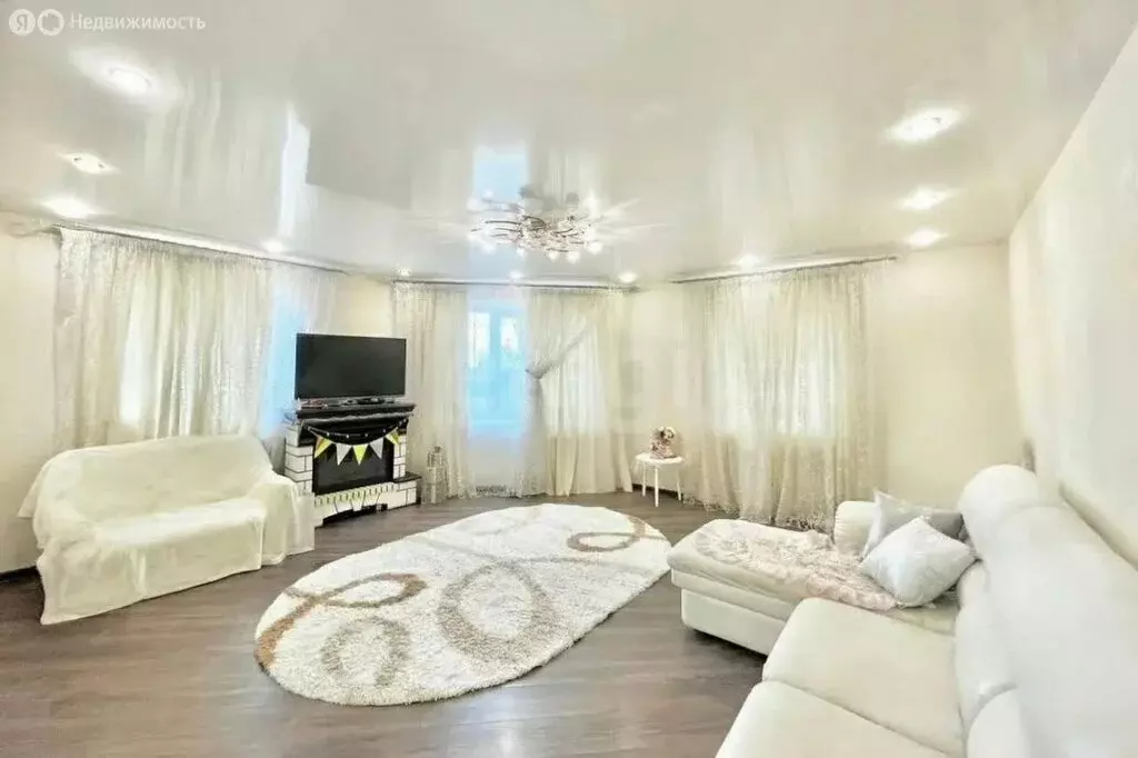 2-комнатная квартира: Череповец, Городецкая улица, 5 (79.5 м) - Фото 1