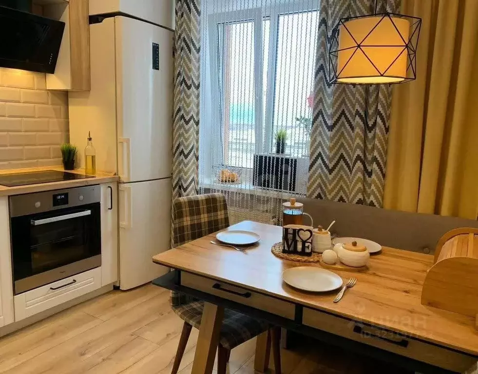 2-к кв. Удмуртия, Ижевск ул. А.Н. Сабурова, 17 (50.0 м) - Фото 1