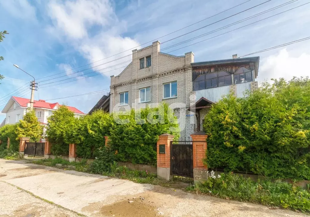 Дом в Вологодская область, Череповец Ильинская ул., 5 (300 м) - Фото 1