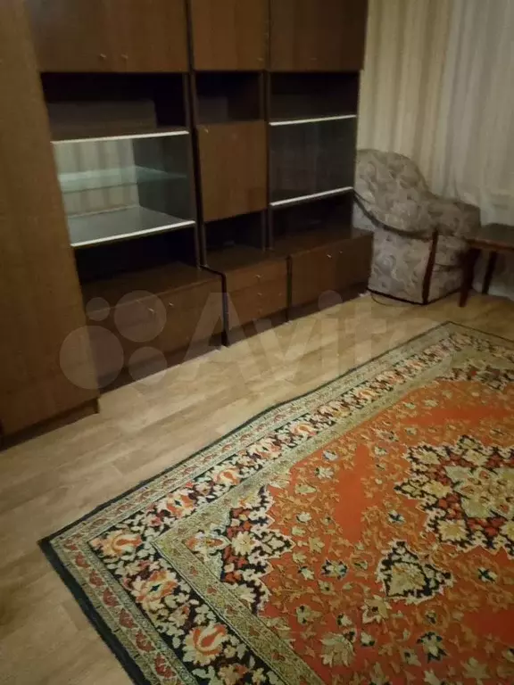 Комната 18 м в 3-к., 2/5 эт. - Фото 1