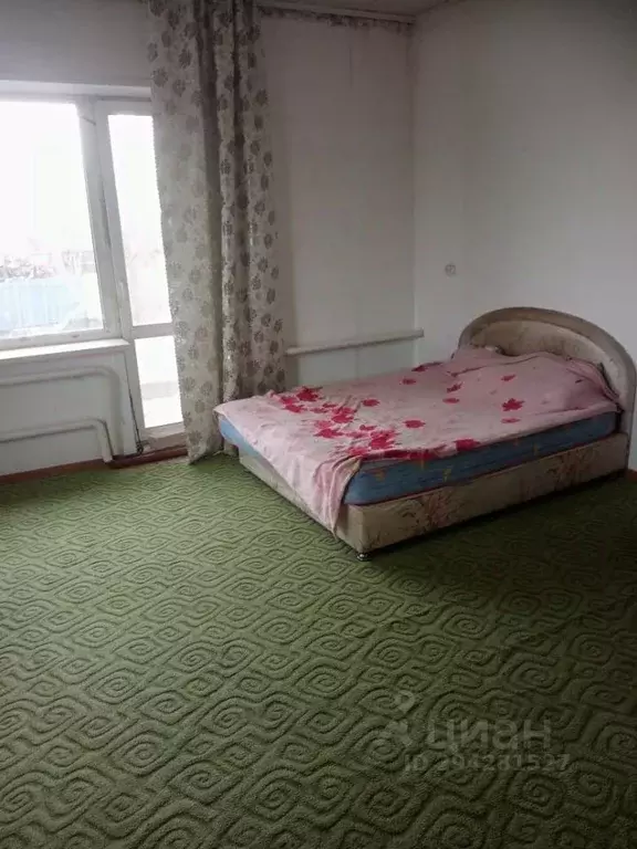 Комната Алтайский край, Барнаул Восточный мкр, ул. Маяковского, 10А - Фото 2