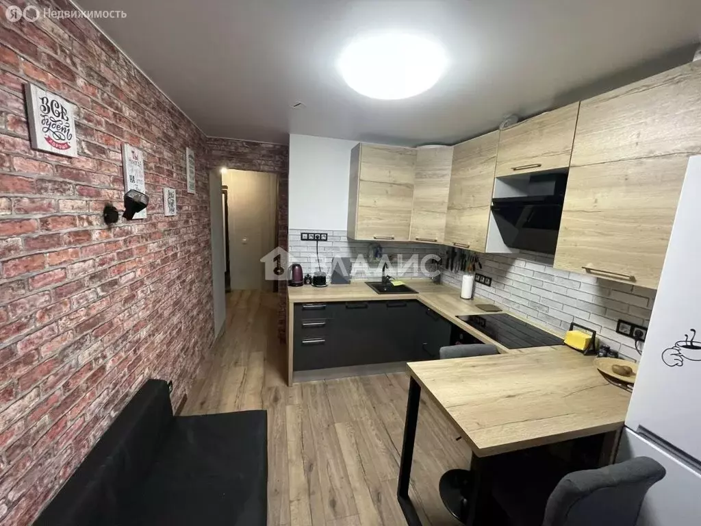 3-комнатная квартира: село Рождествено, Сиреневый бульвар, 2 (85 м) - Фото 1